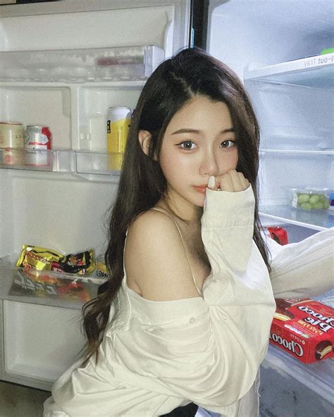 Chloé Lin 